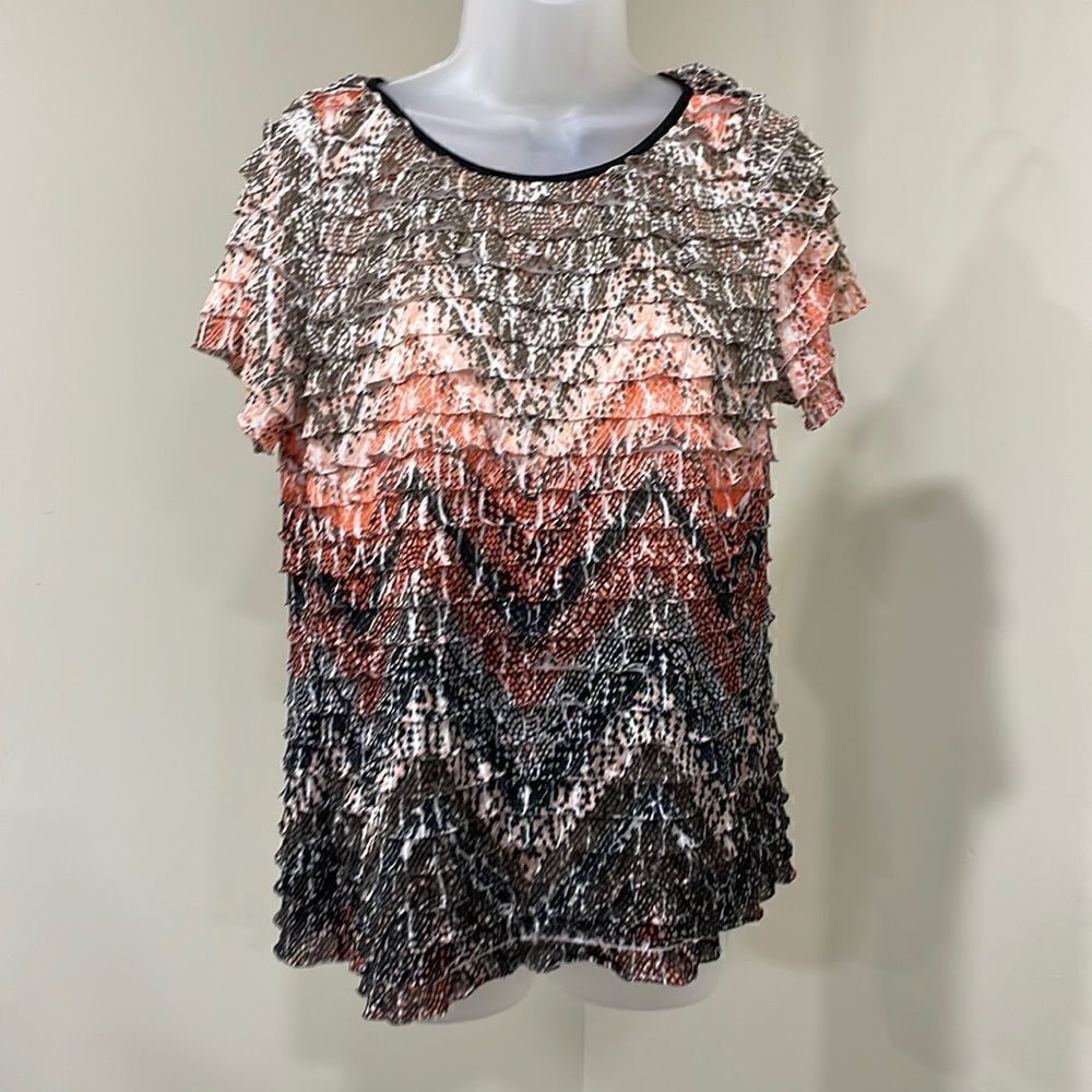 NWOT New Directions Chevron Striped Layered Top.  Size L large 12/14